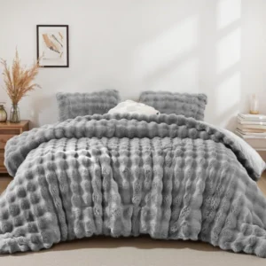 Warm Faux Fur Comforter With Pillowcases